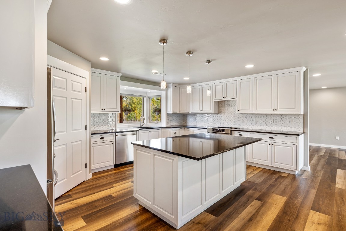 2399 Central Park Road