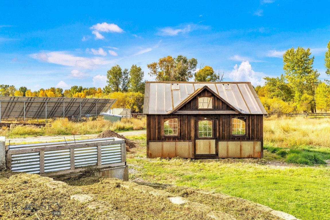 2399 Central Park Road