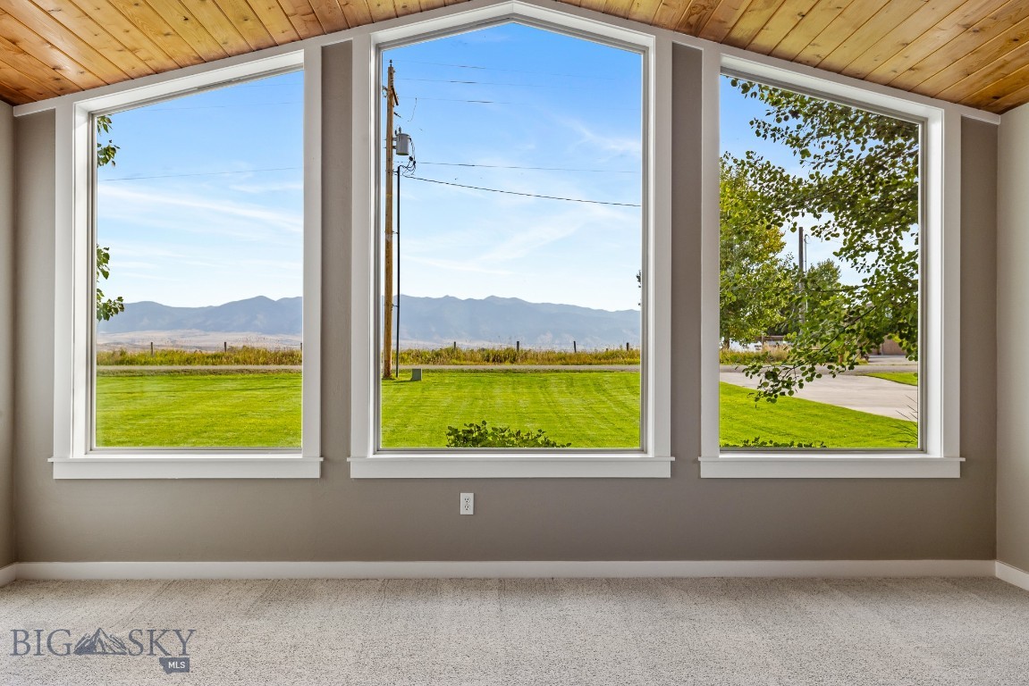 2399 Central Park Road