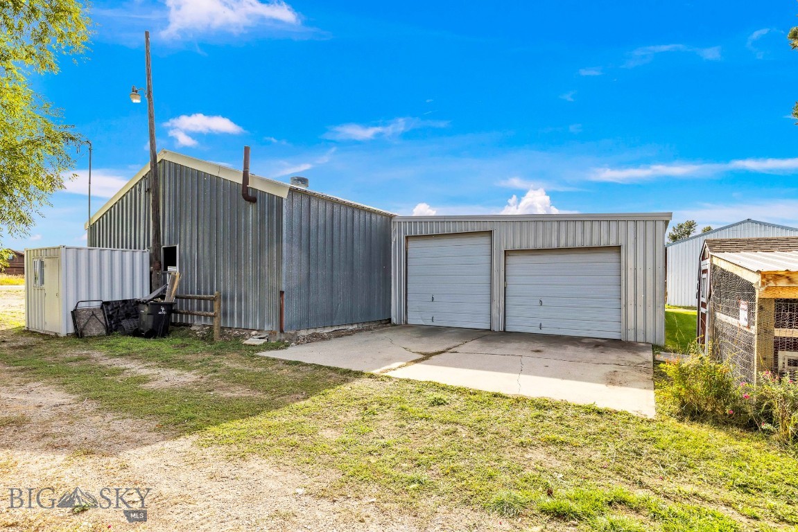 2399 Central Park Road