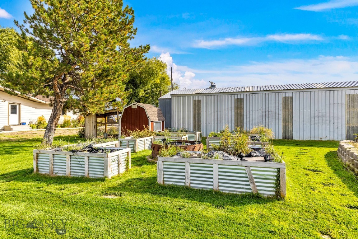 2399 Central Park Road