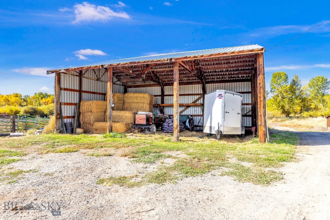 2399 Central Park Road