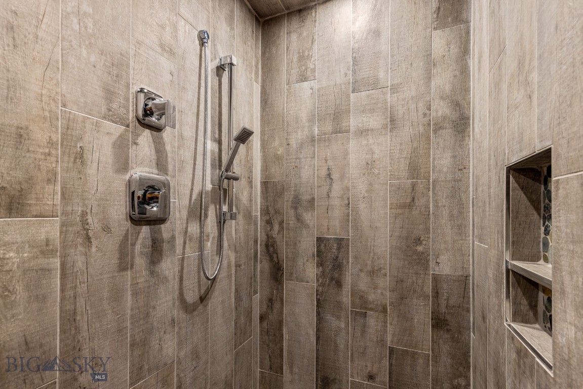 2399 Central Park Road