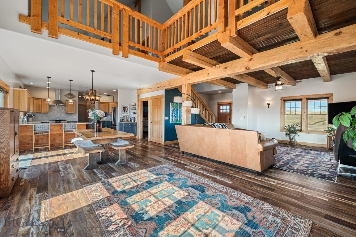 219 Rolling Glen Ranch Loop