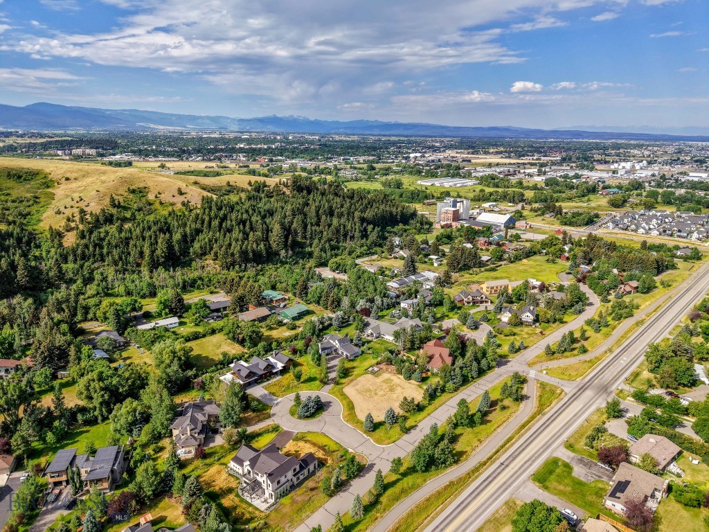 2263 Snow Flake Court