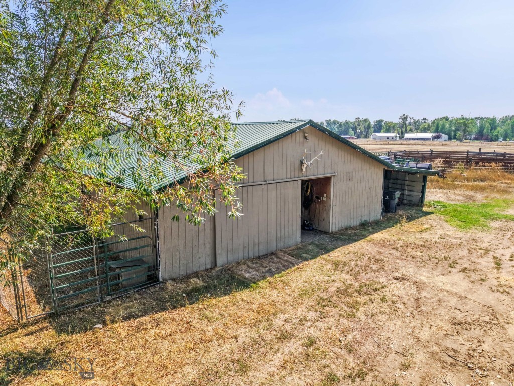 2300 Stagecoach Trail Road