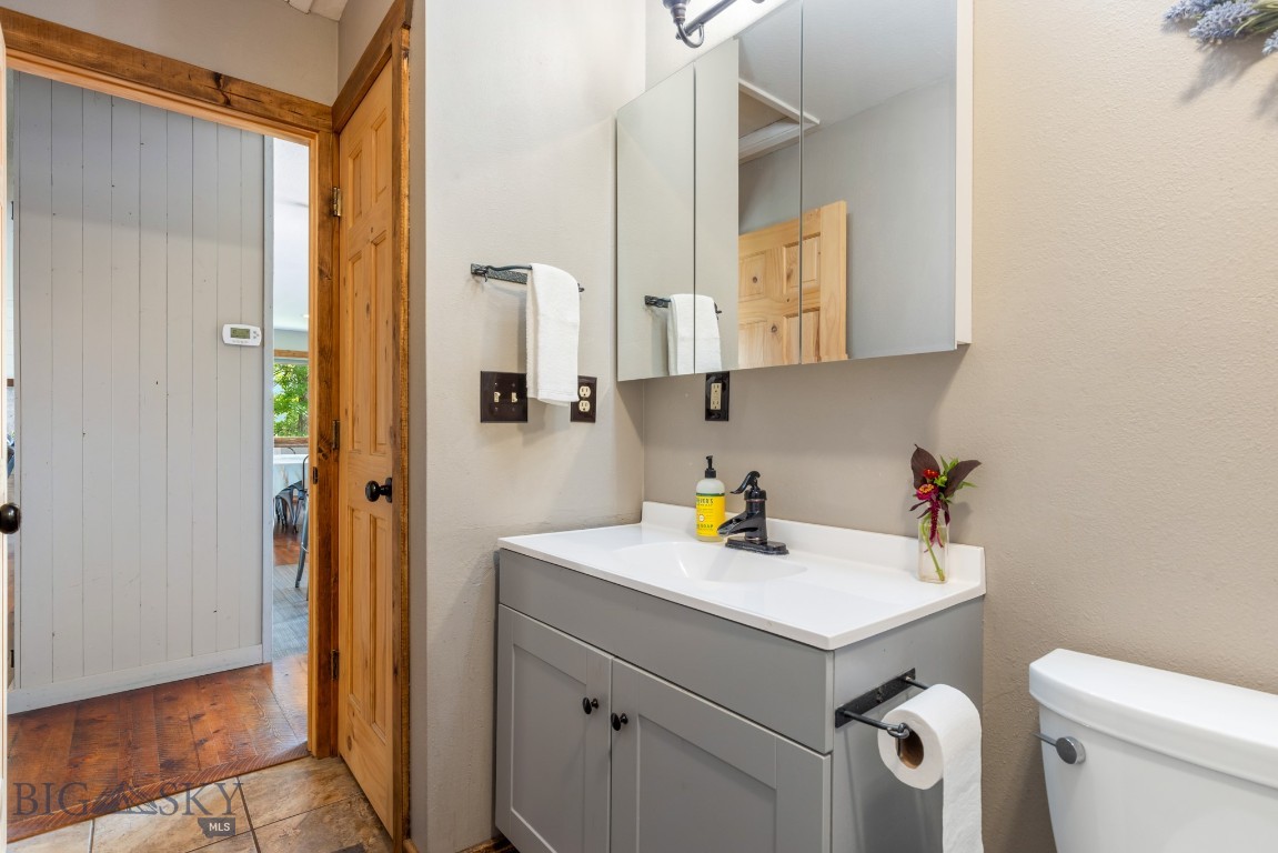 2300 Stagecoach Trail Road