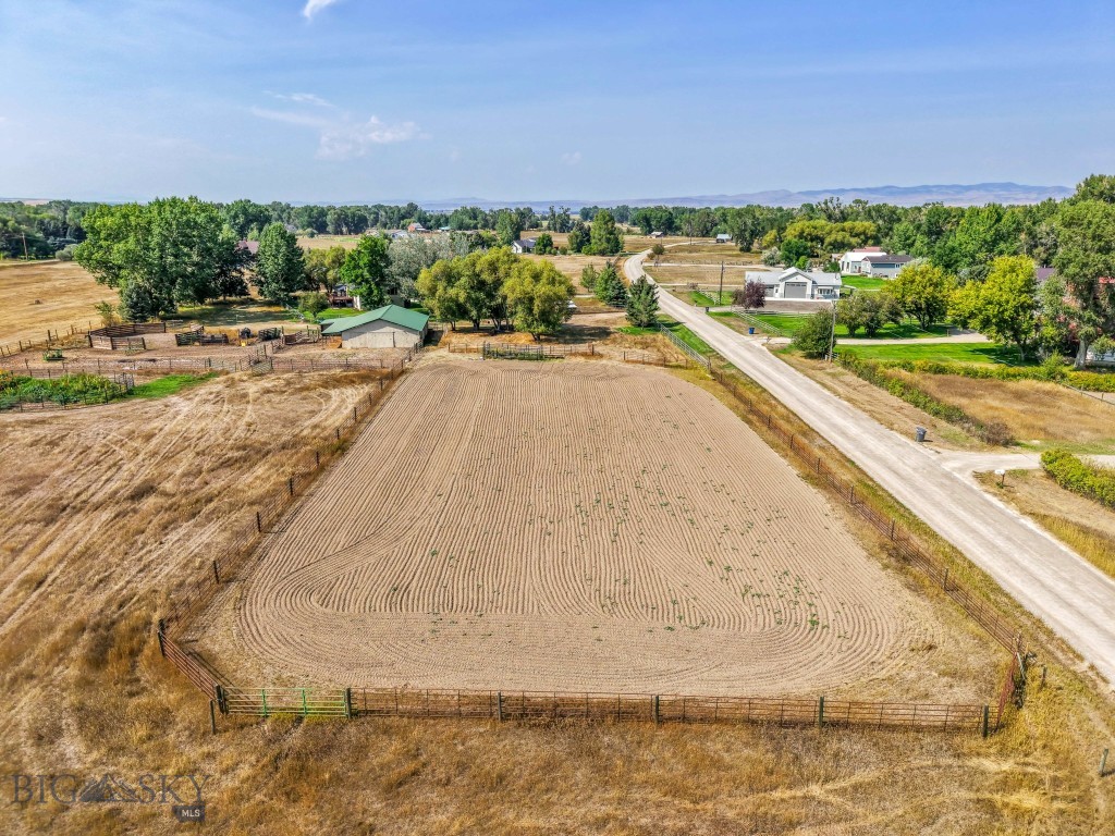 2300 Stagecoach Trail Road