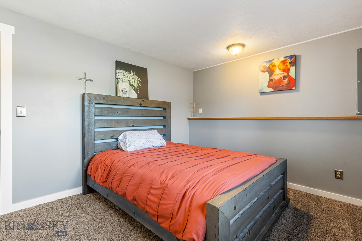 2300 Stagecoach Trail Road