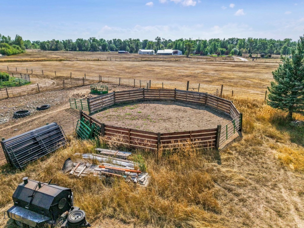 2300 Stagecoach Trail Road