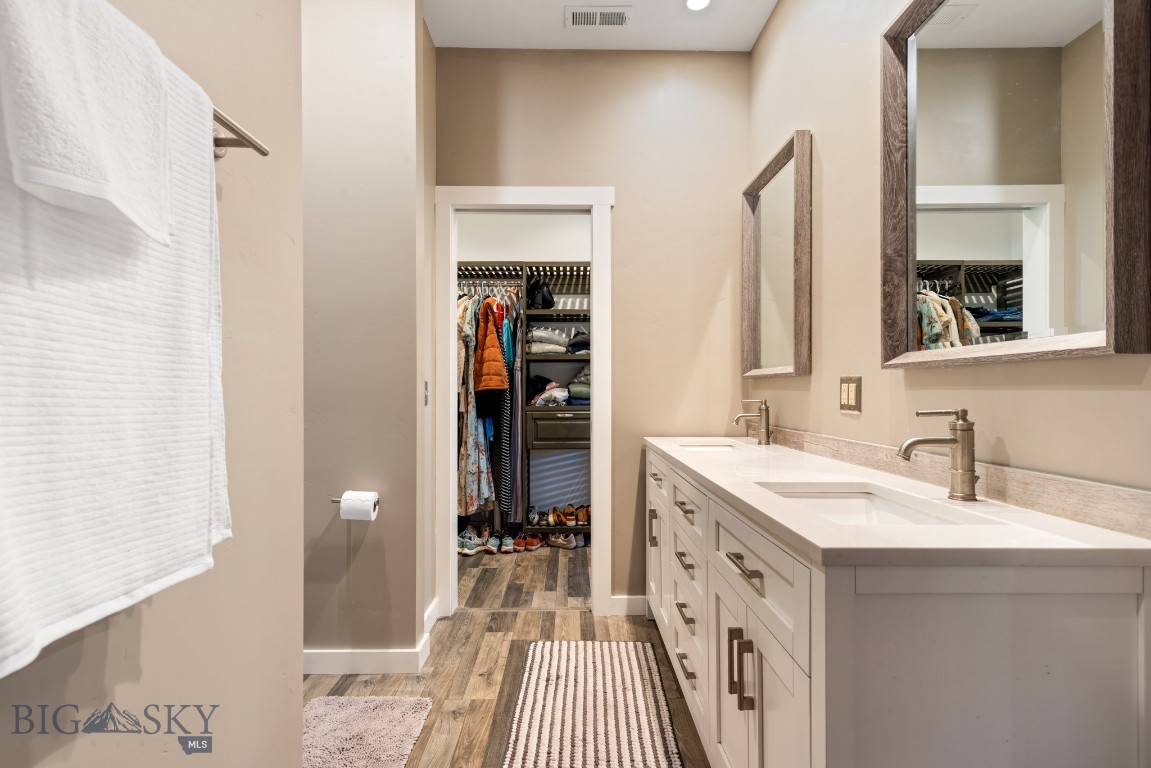 2300 Stagecoach Trail Road