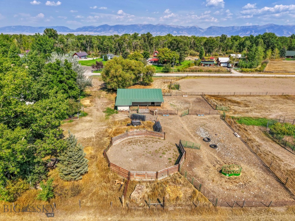 2300 Stagecoach Trail Road