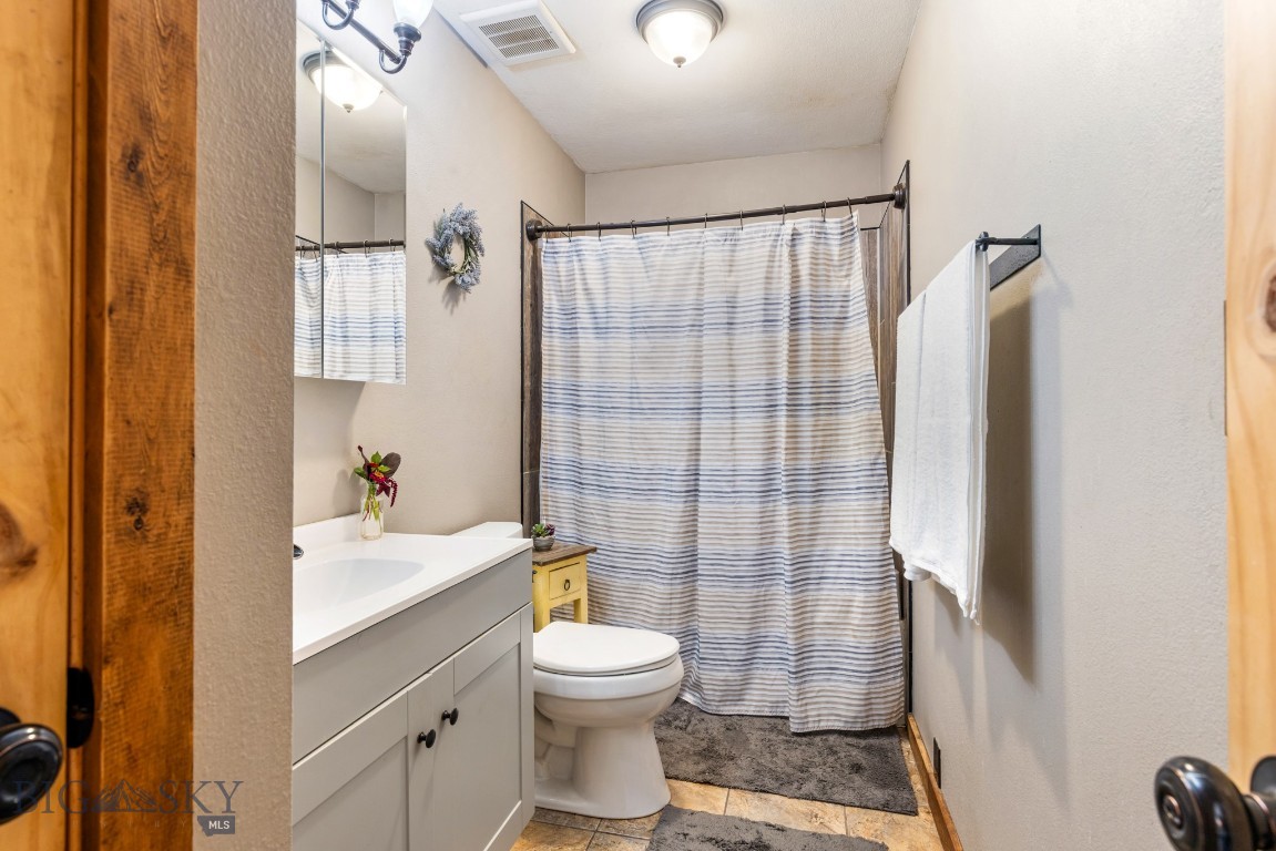 2300 Stagecoach Trail Road