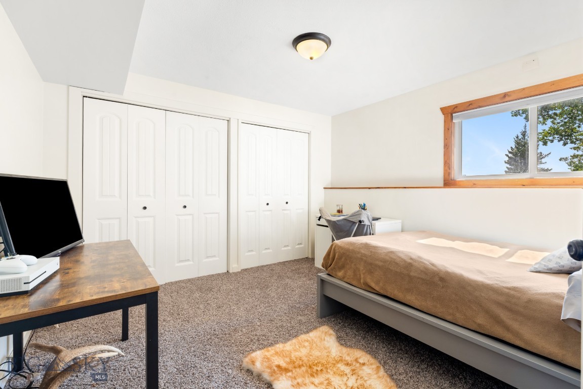 2300 Stagecoach Trail Road