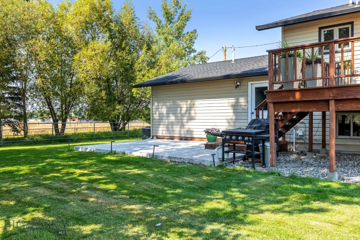 2300 Stagecoach Trail Road