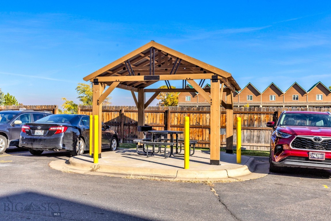 1225 W Kagy Boulevard