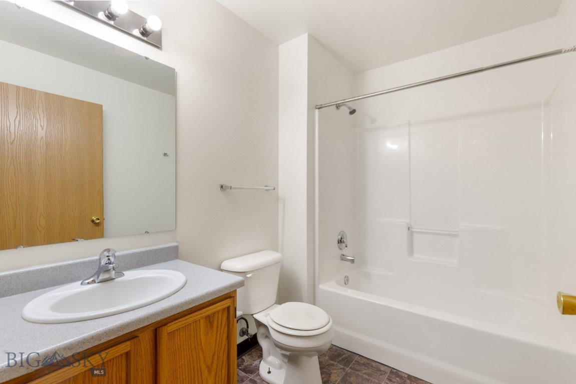 1225 W Kagy Boulevard