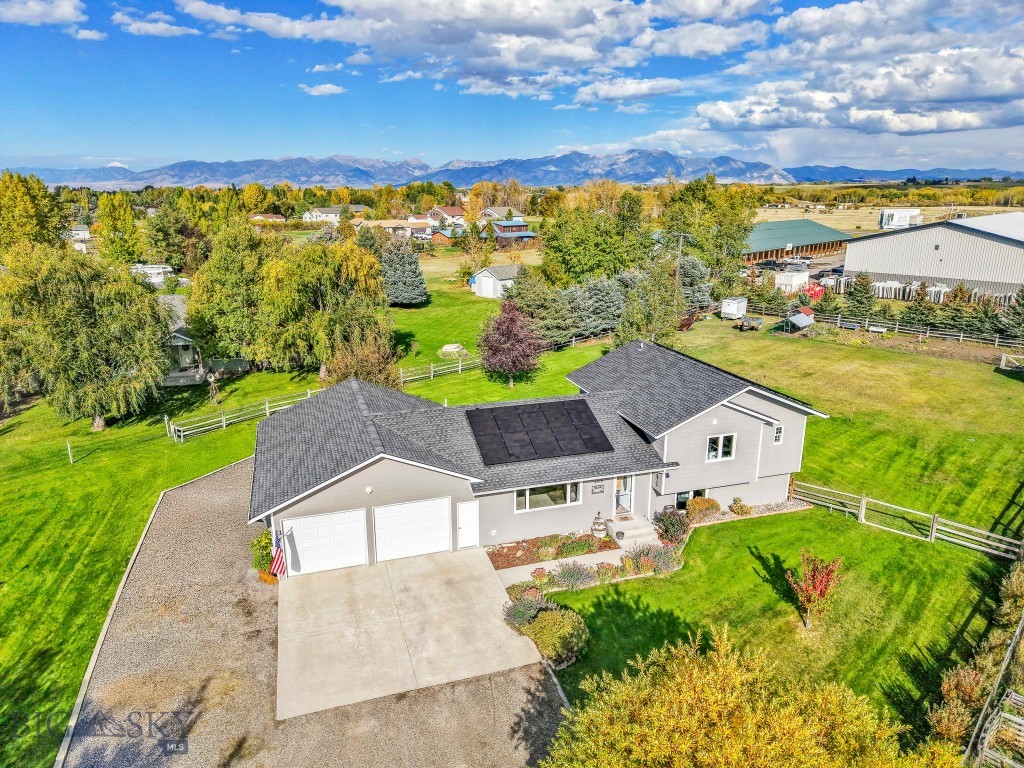 2910 Upper Rainbow Road