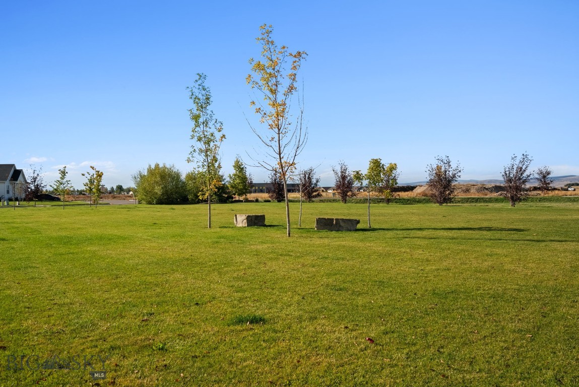 1604 Kit Carson Circle