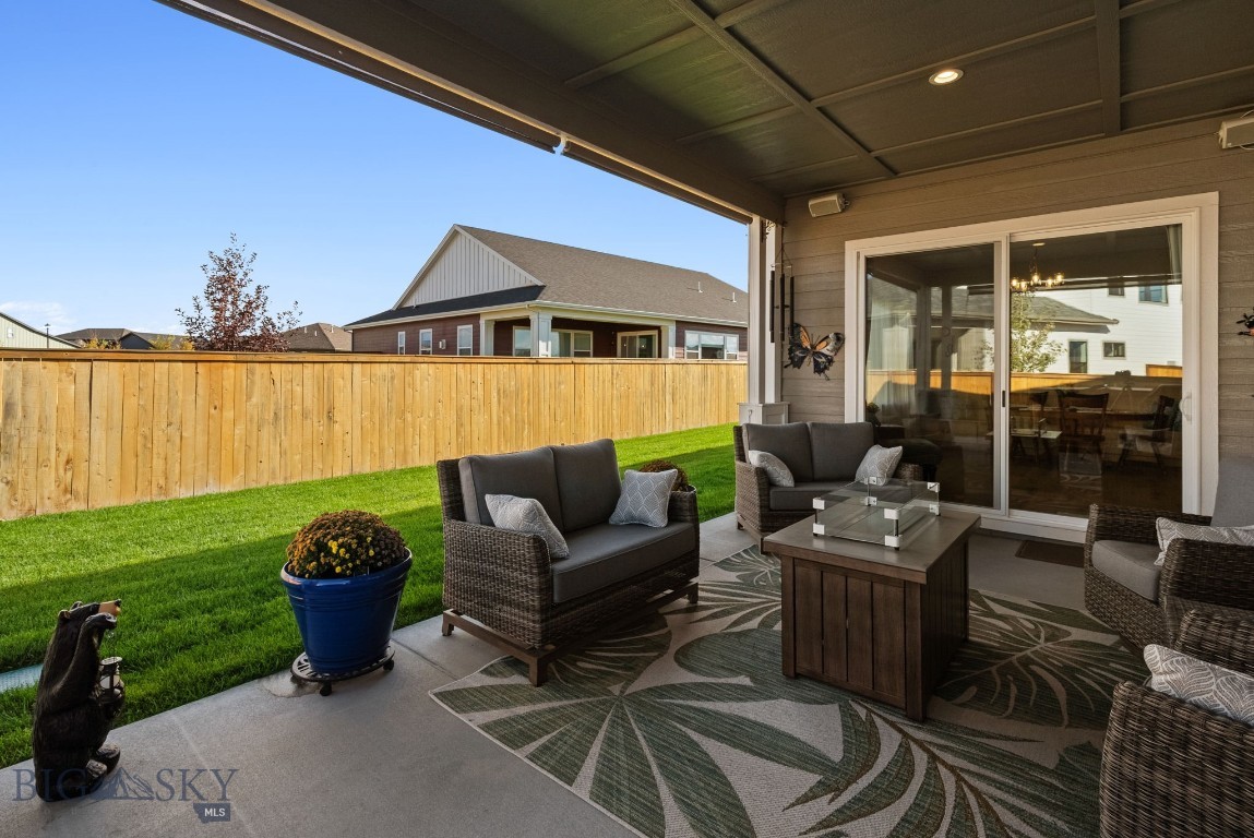 1604 Kit Carson Circle