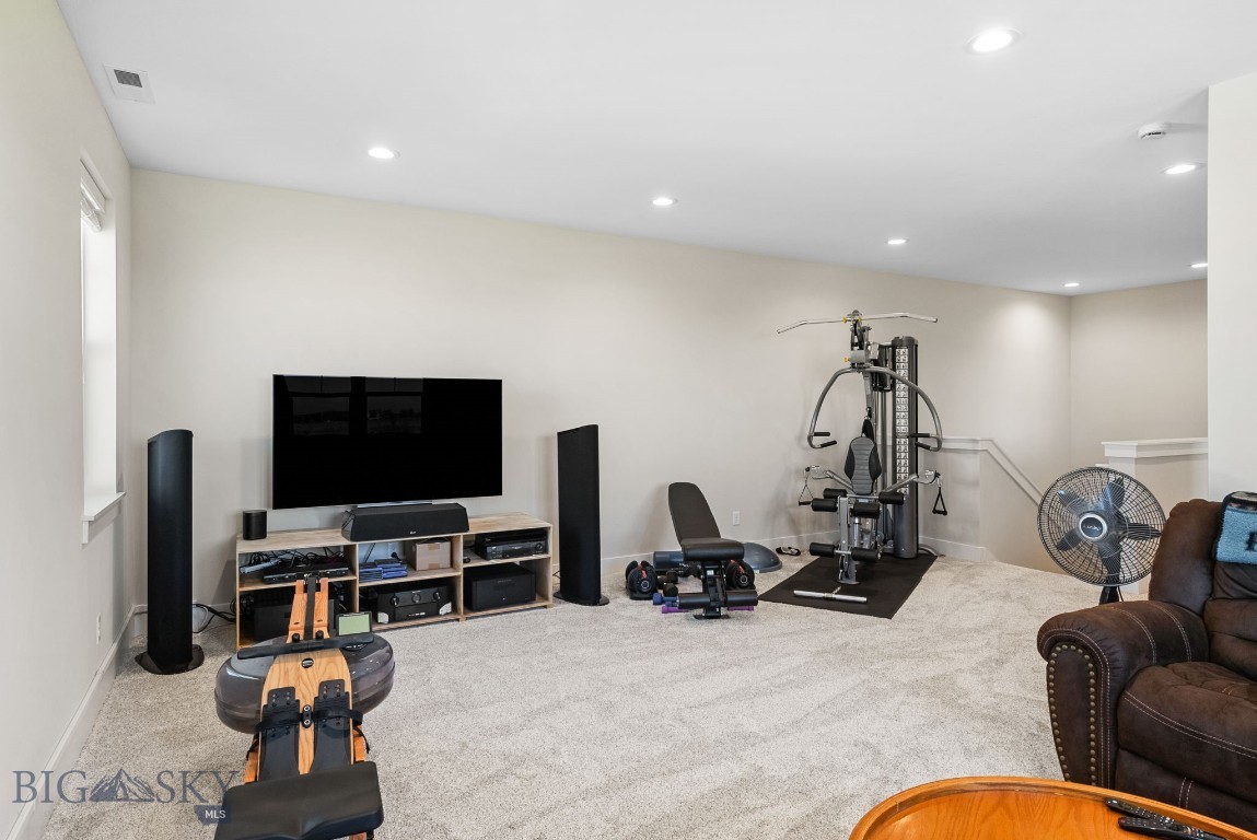 1604 Kit Carson Circle