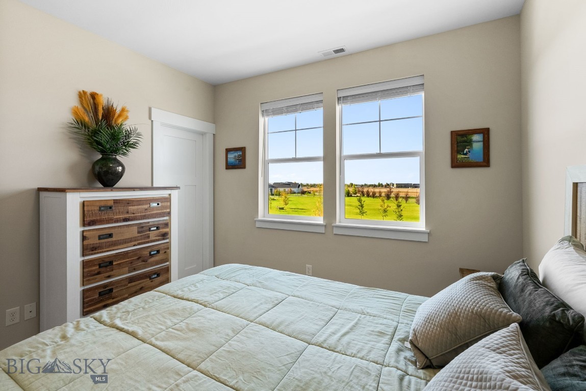 1604 Kit Carson Circle