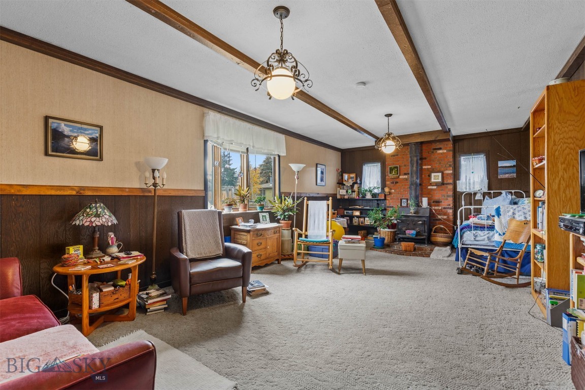 134 N 25th Avenue