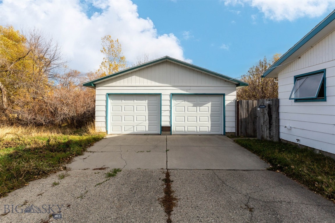134 N 25th Avenue