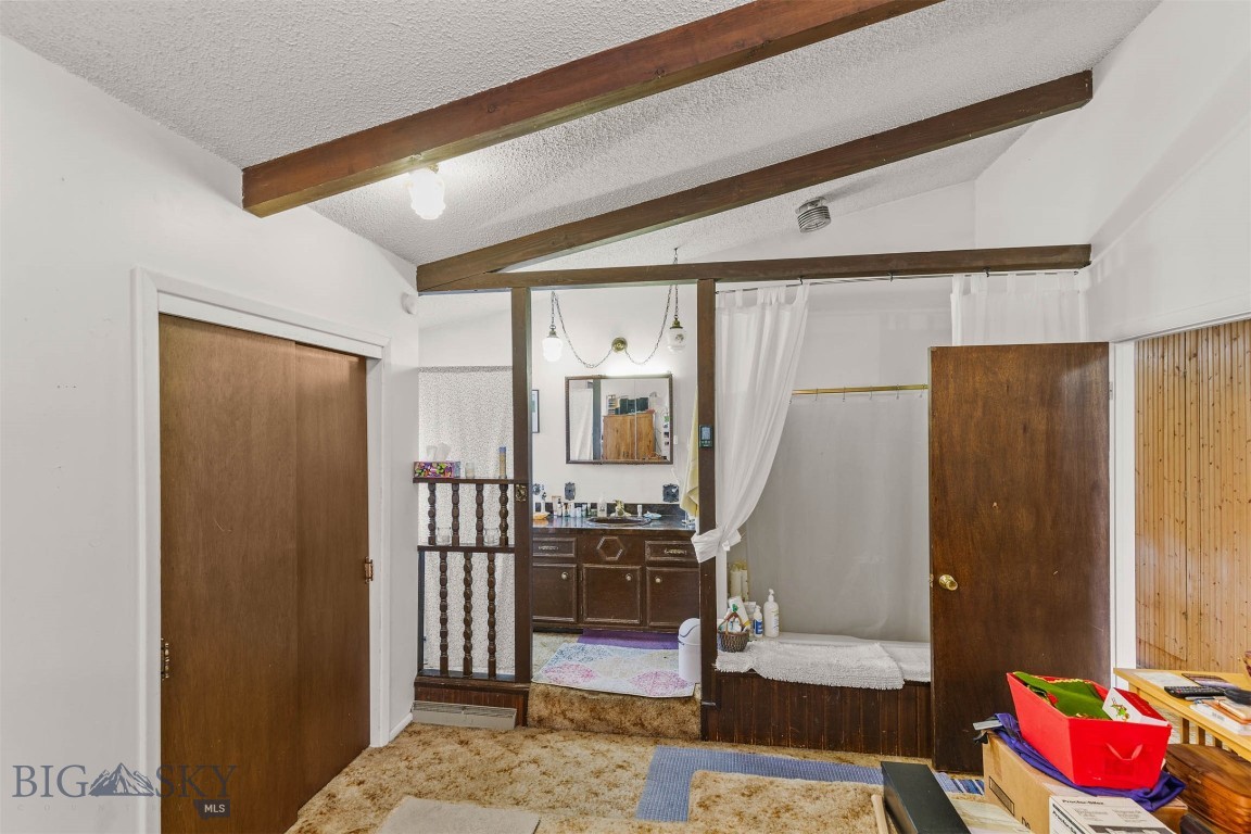 134 N 25th Avenue