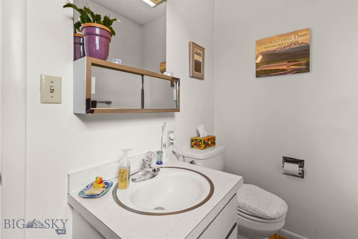 134 N 25th Avenue