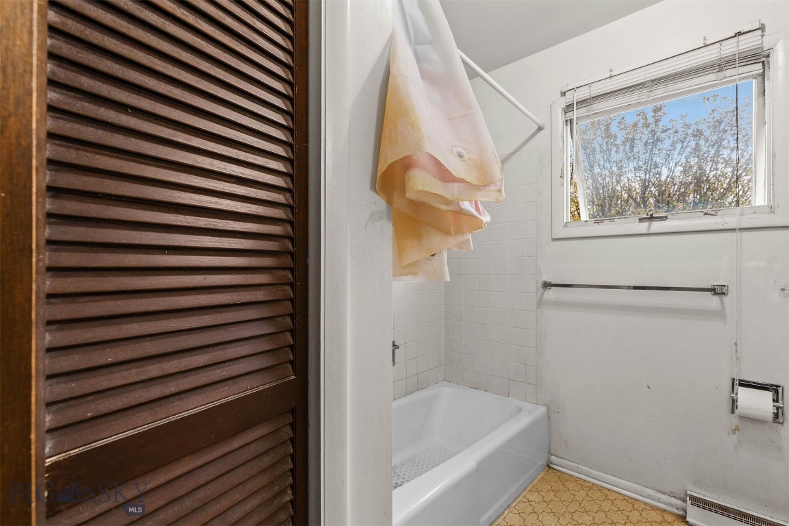 134 N 25th Avenue