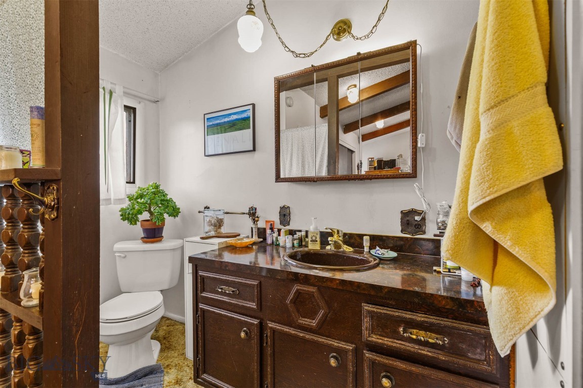 134 N 25th Avenue