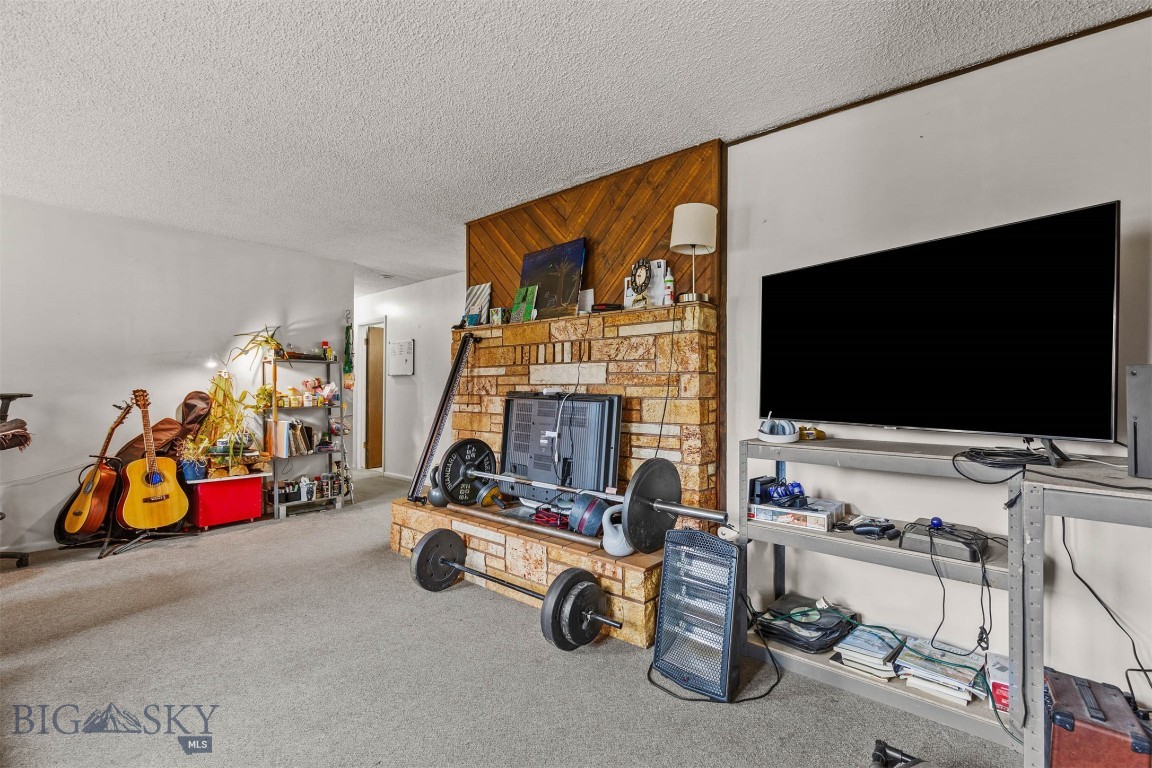 134 N 25th Avenue