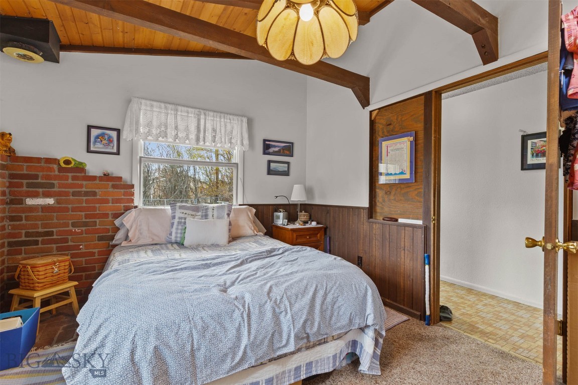 134 N 25th Avenue