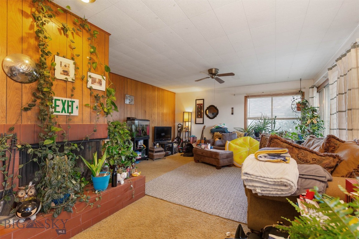 304 N 16th Avenue