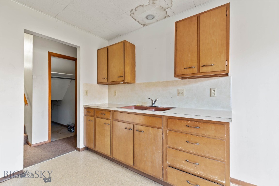 304 N 16th Avenue