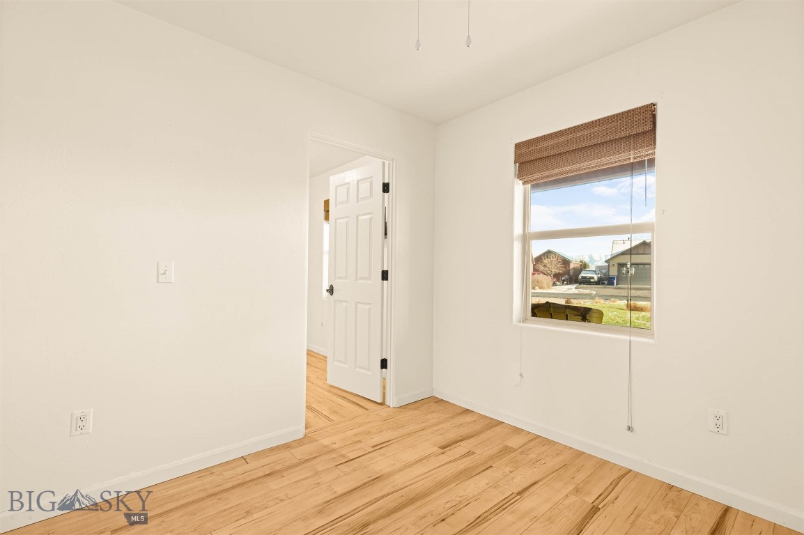321 E Tobiano Trail