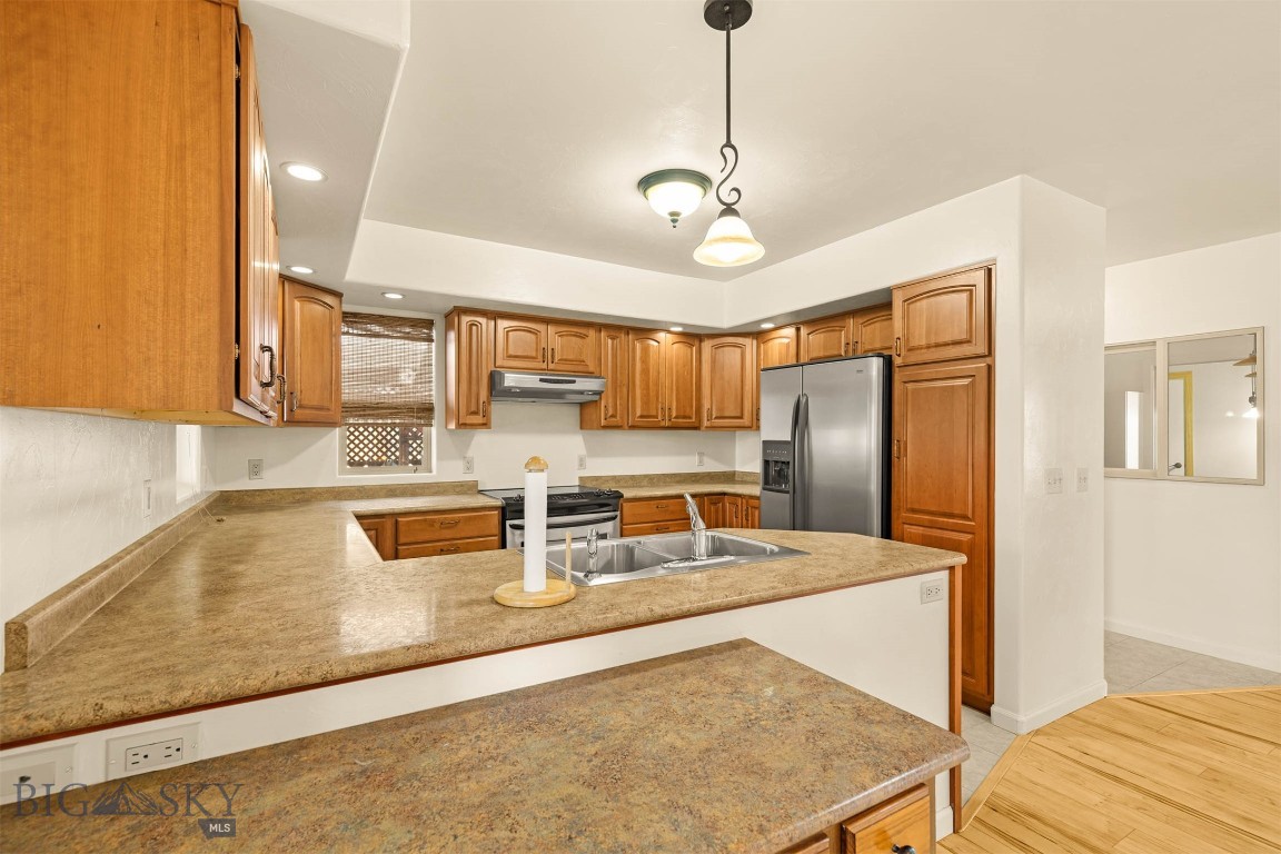 321 E Tobiano Trail