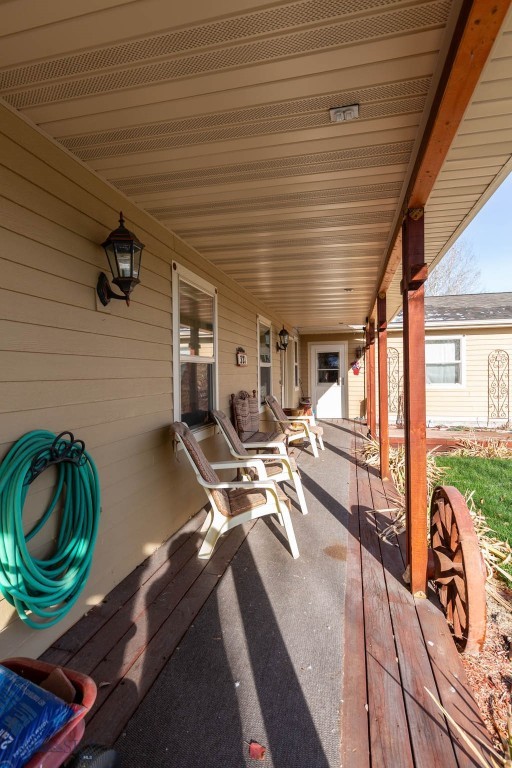321 E Tobiano Trail