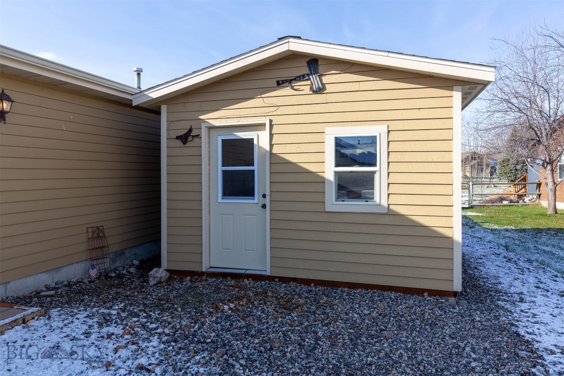 321 E Tobiano Trail