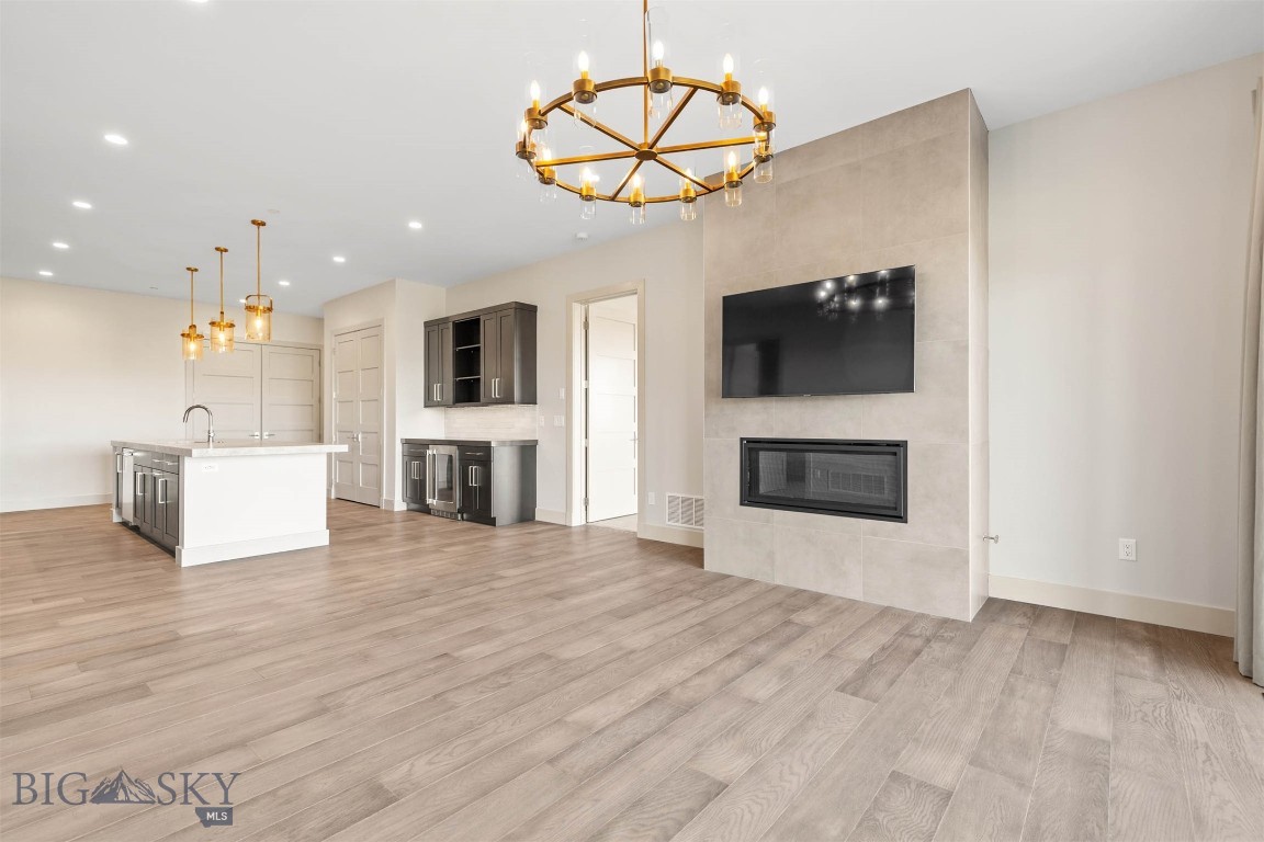 155 Balmoral Trail A