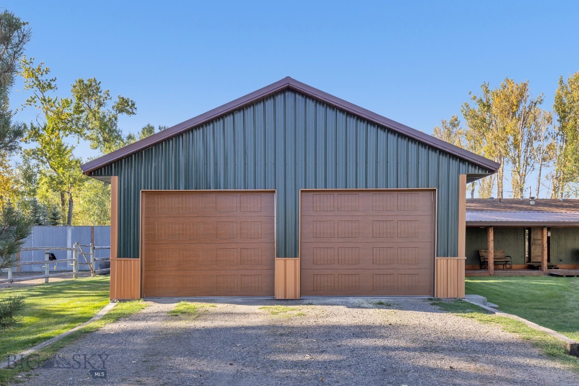 2621 Jackrabbit Lane