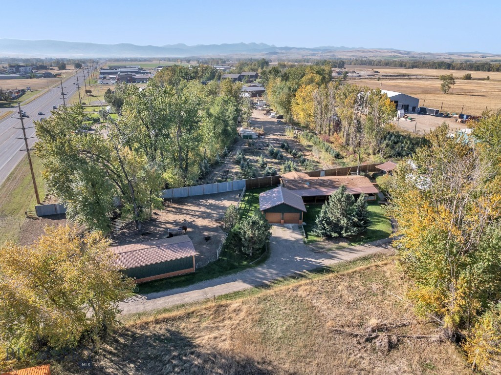 2621 Jackrabbit Lane