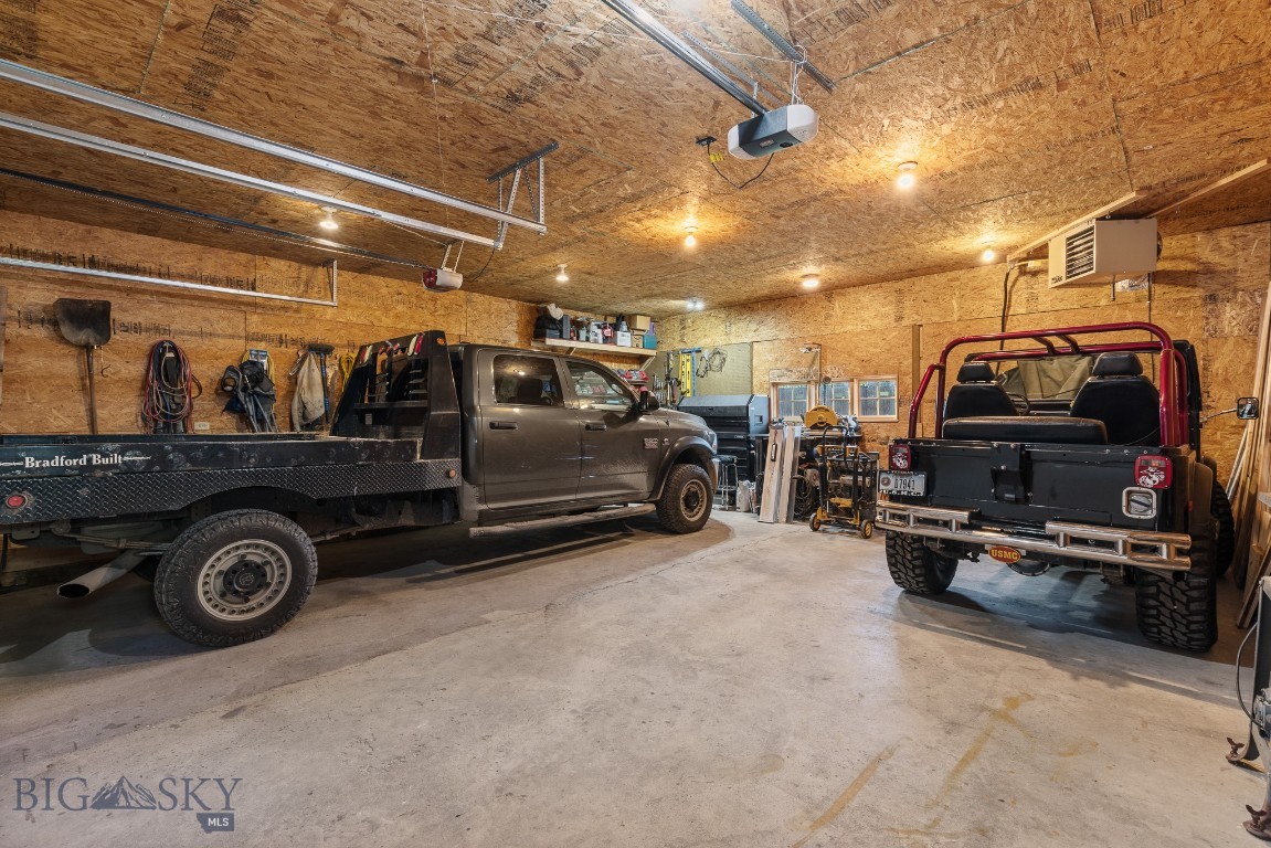 2621 Jackrabbit Lane