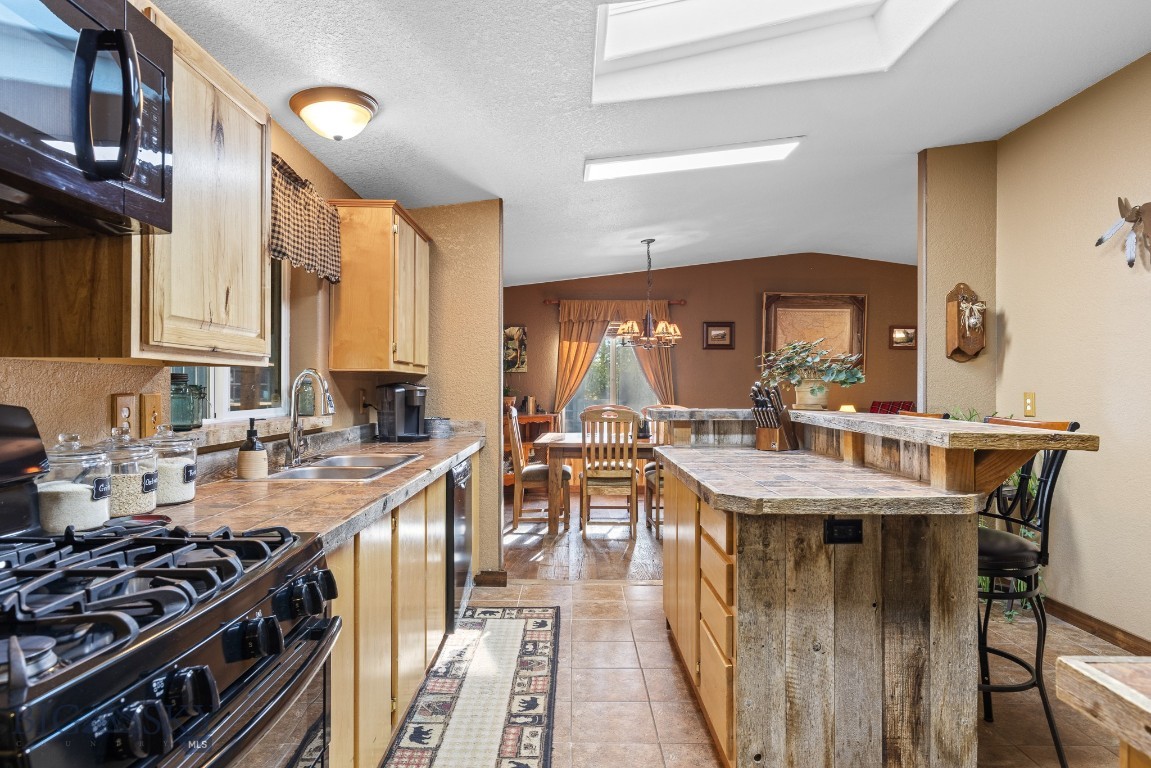 2621 Jackrabbit Lane