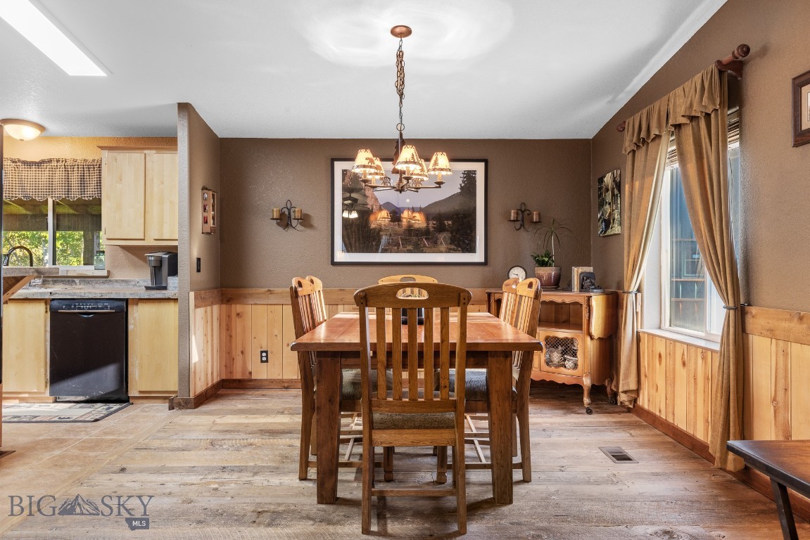 2621 Jackrabbit Lane