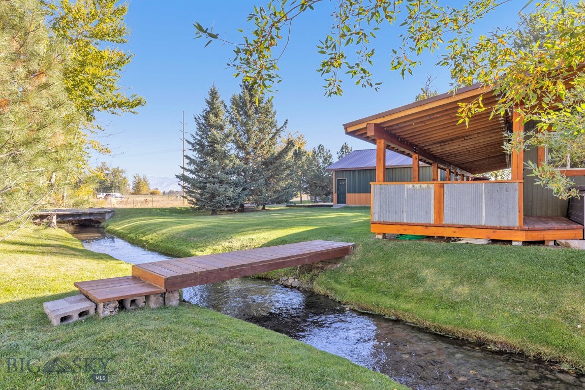 2621 Jackrabbit Lane
