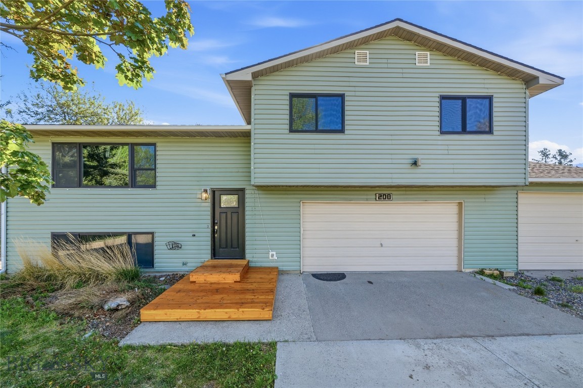 208 Elm Lane