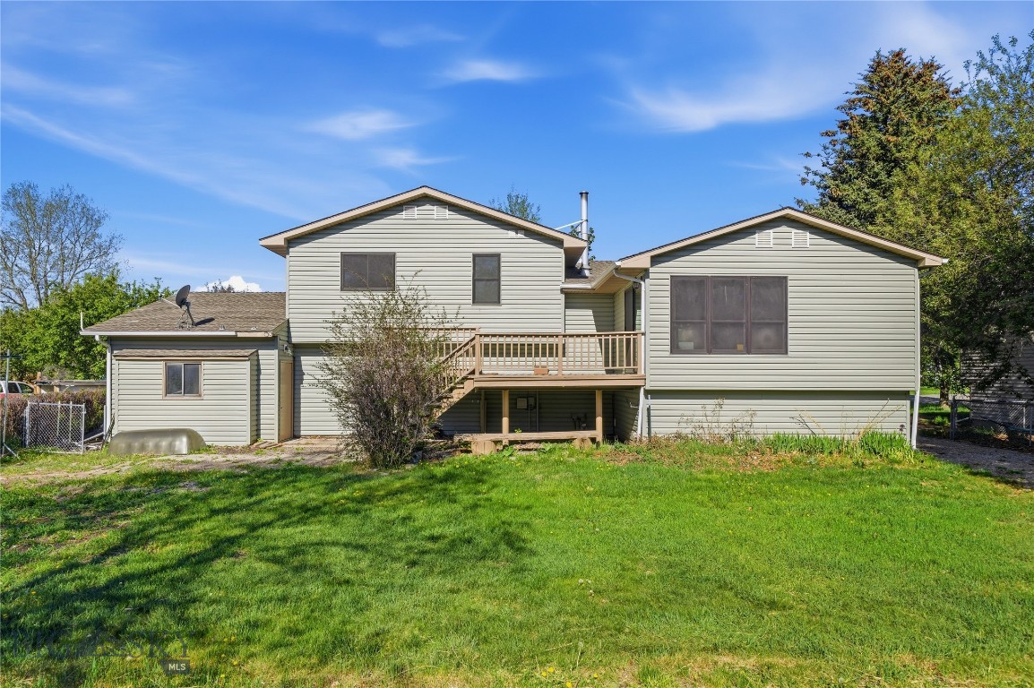 208 Elm Lane