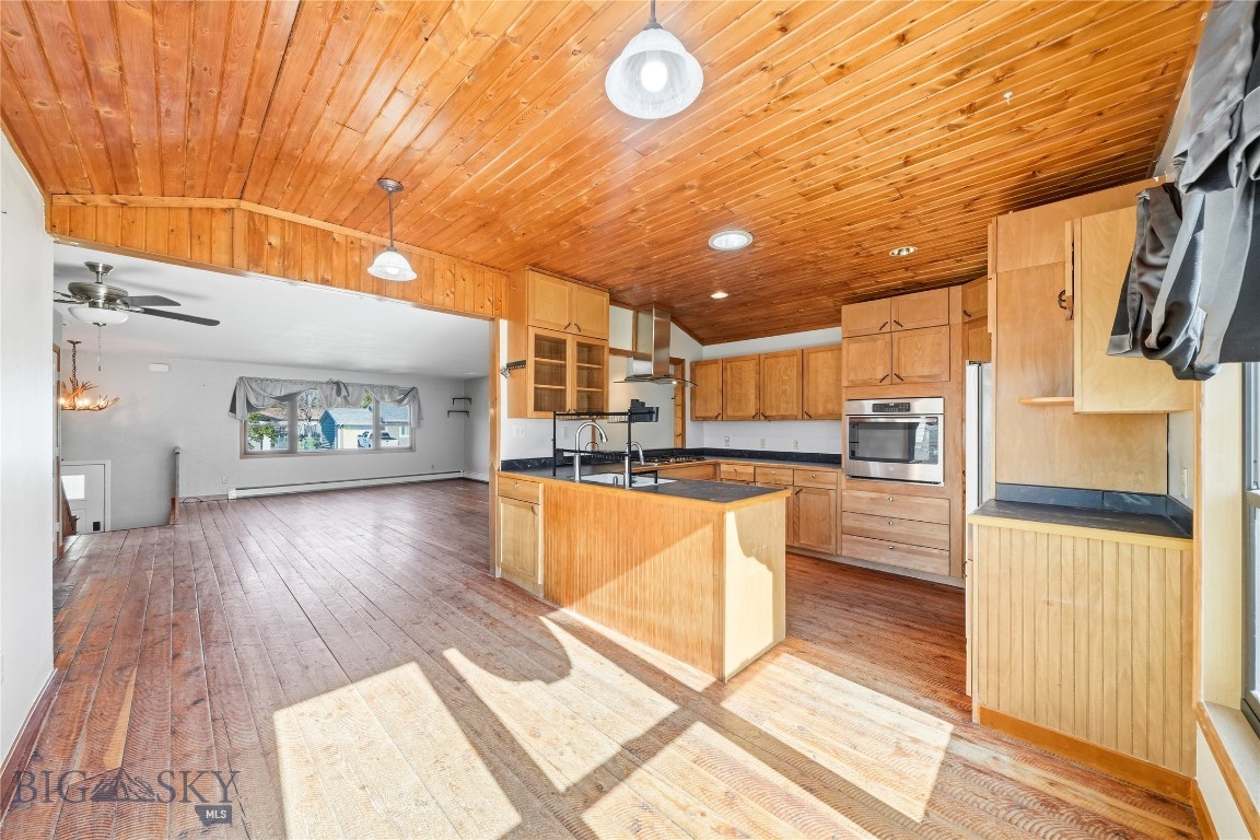 208 Elm Lane